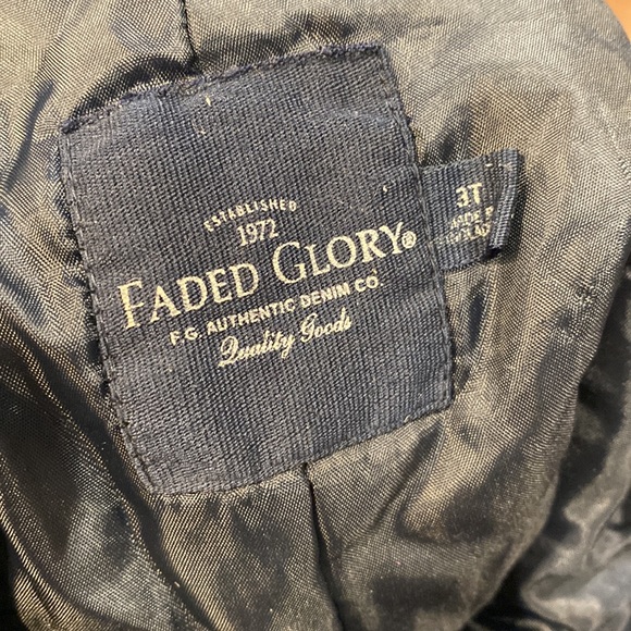 Navy snowsuit size 3T - Picture 7 of 7